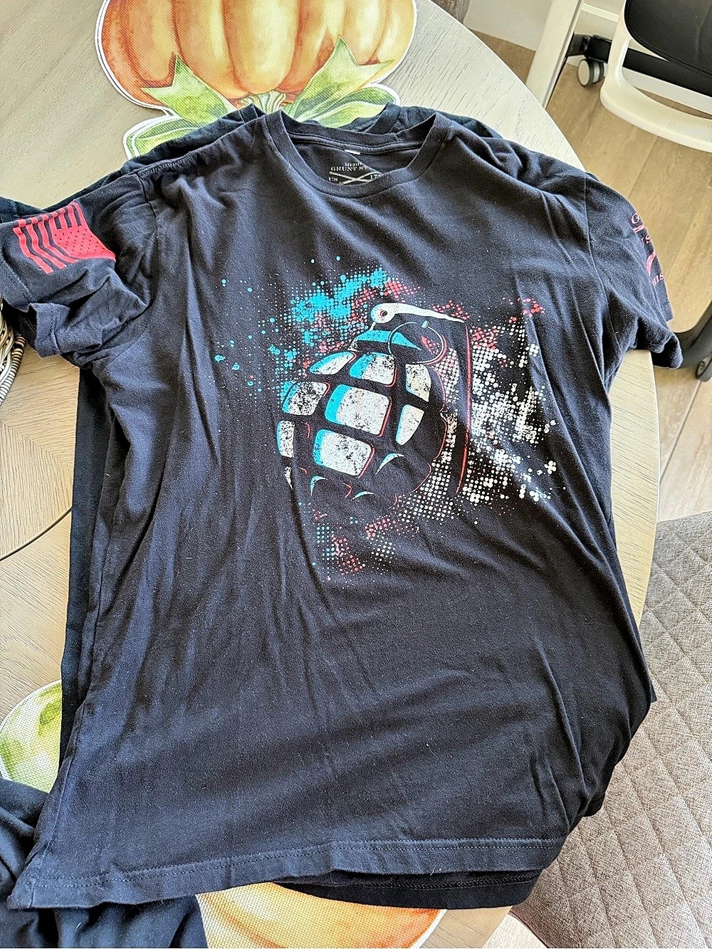 Grunt Style Grenade Splash Graphic T-Shirt Men's Black & Red